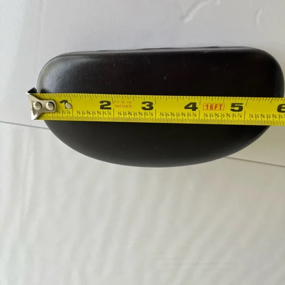 MICHAEL KORS Women Hard Clamshell Sunglasses Case - Picture 10 of 16